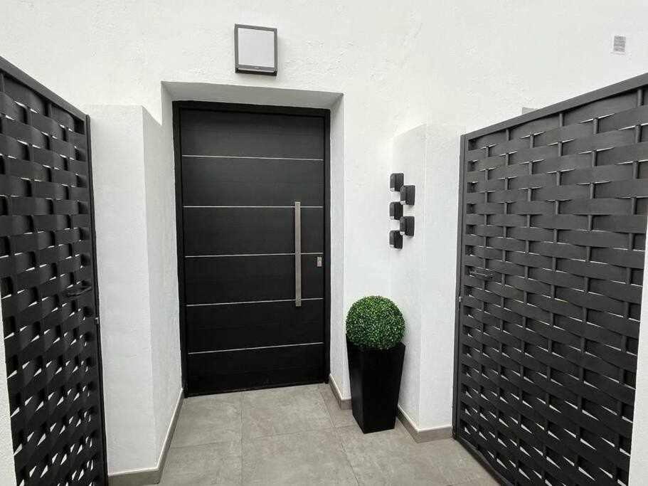 XX D Apartamentos Morales & Arnal Ronda Exterior photo